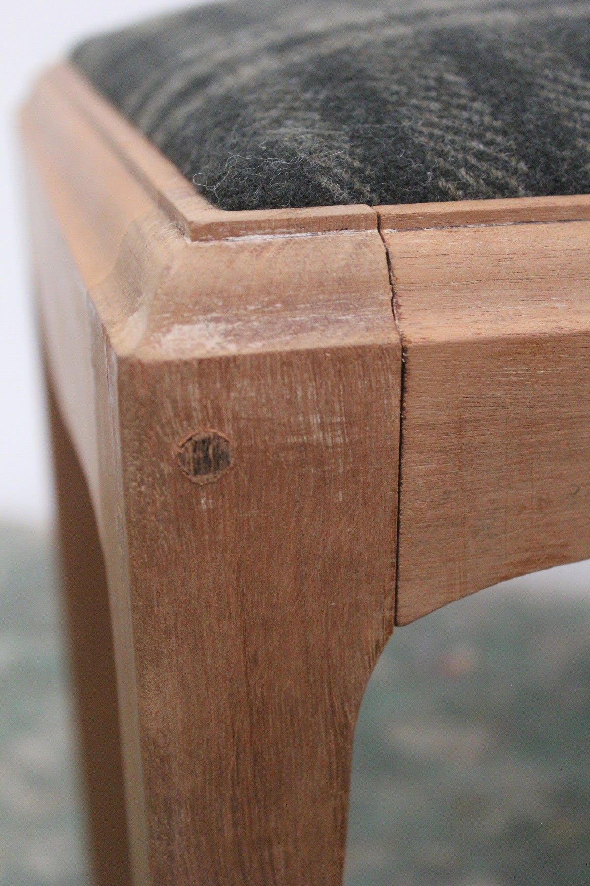#0909 stool