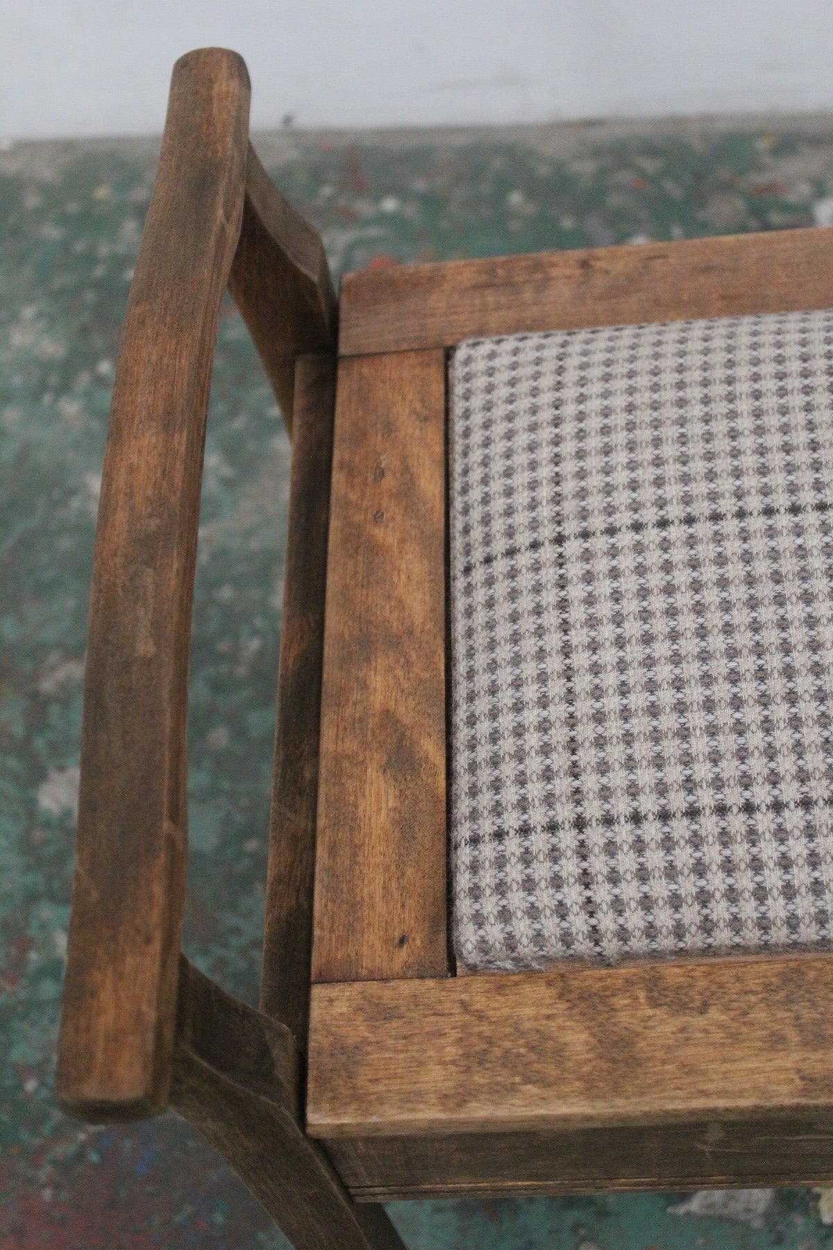 #0910 stool