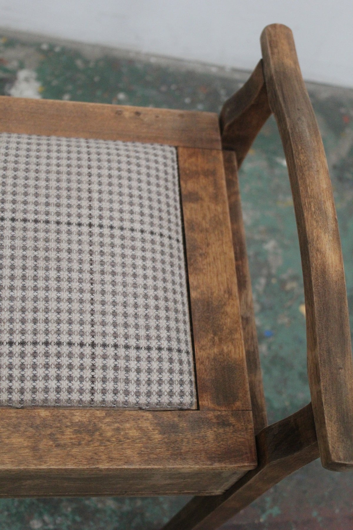 #0910 stool