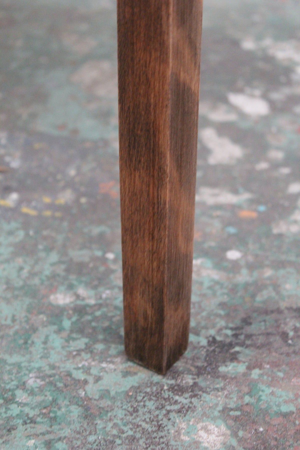 #0910 stool
