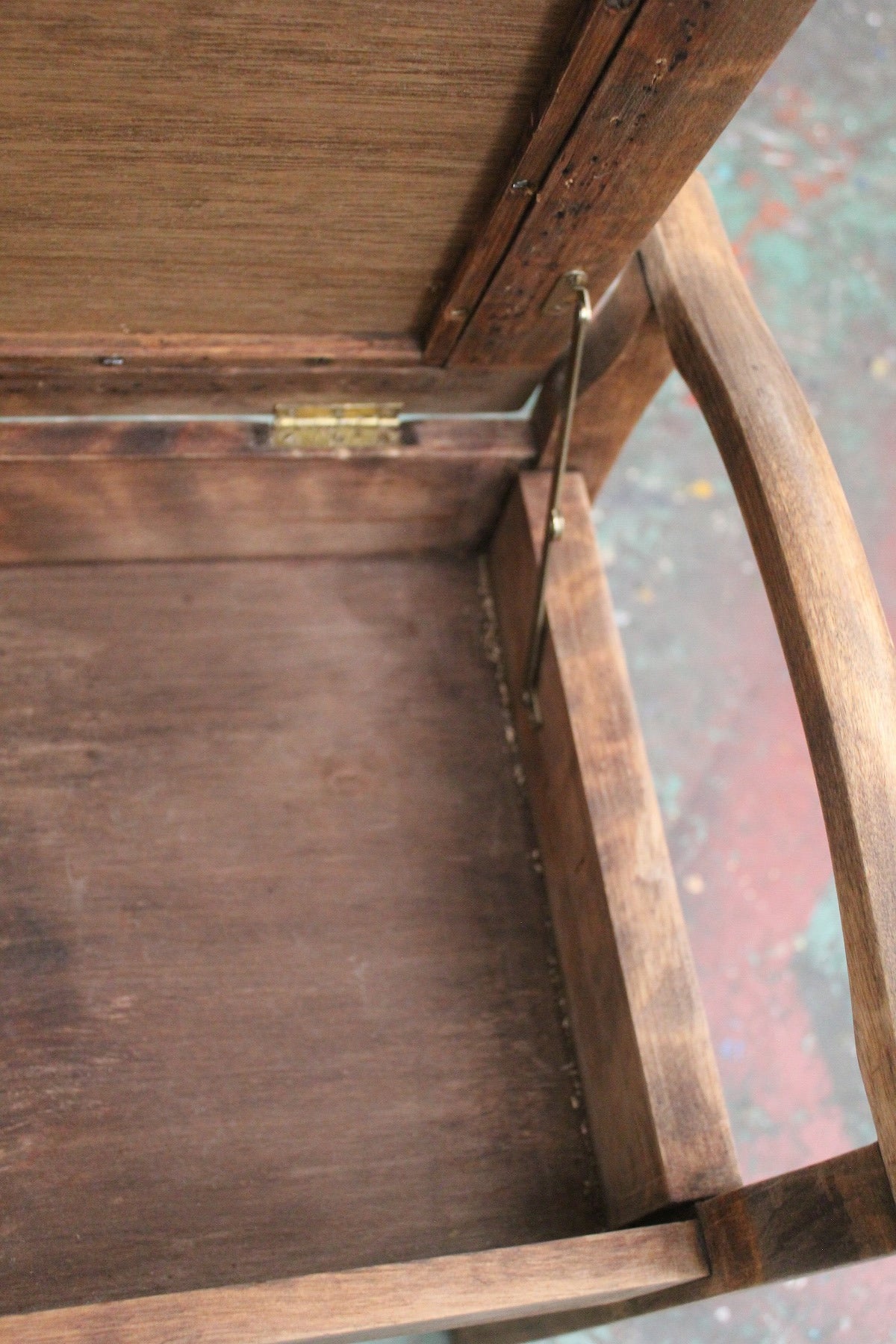 #0910 stool