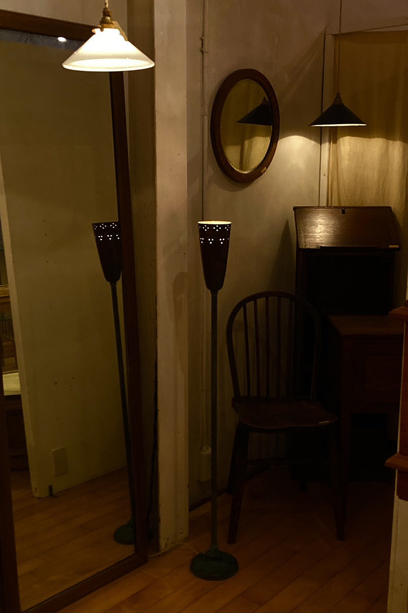 #0688 floor lamp