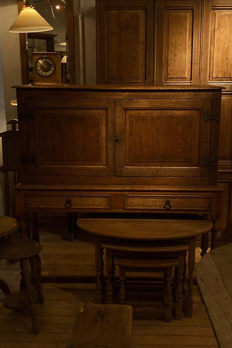 #0826 cabinet