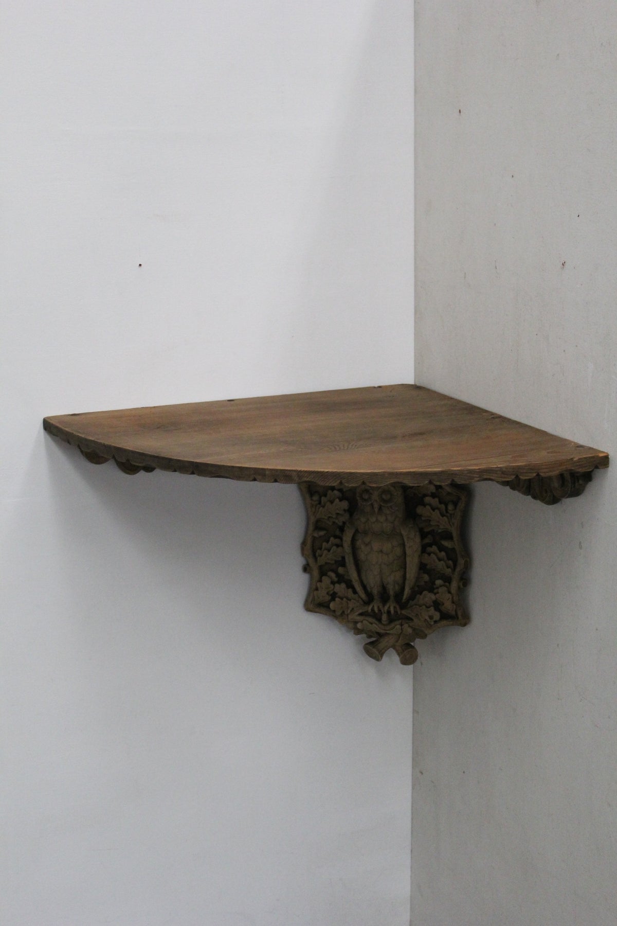 #1215 corner shelf