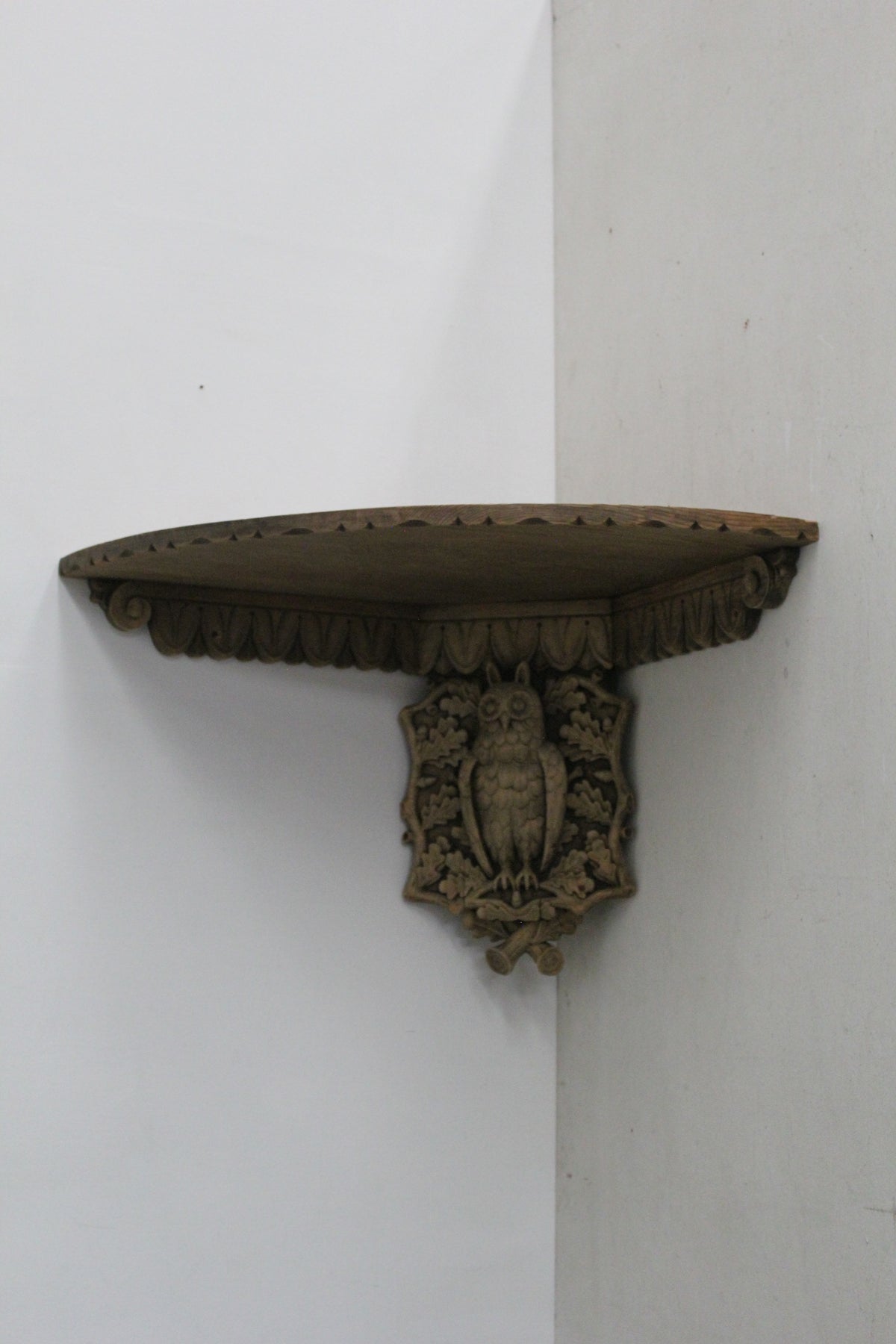 #1215 corner shelf