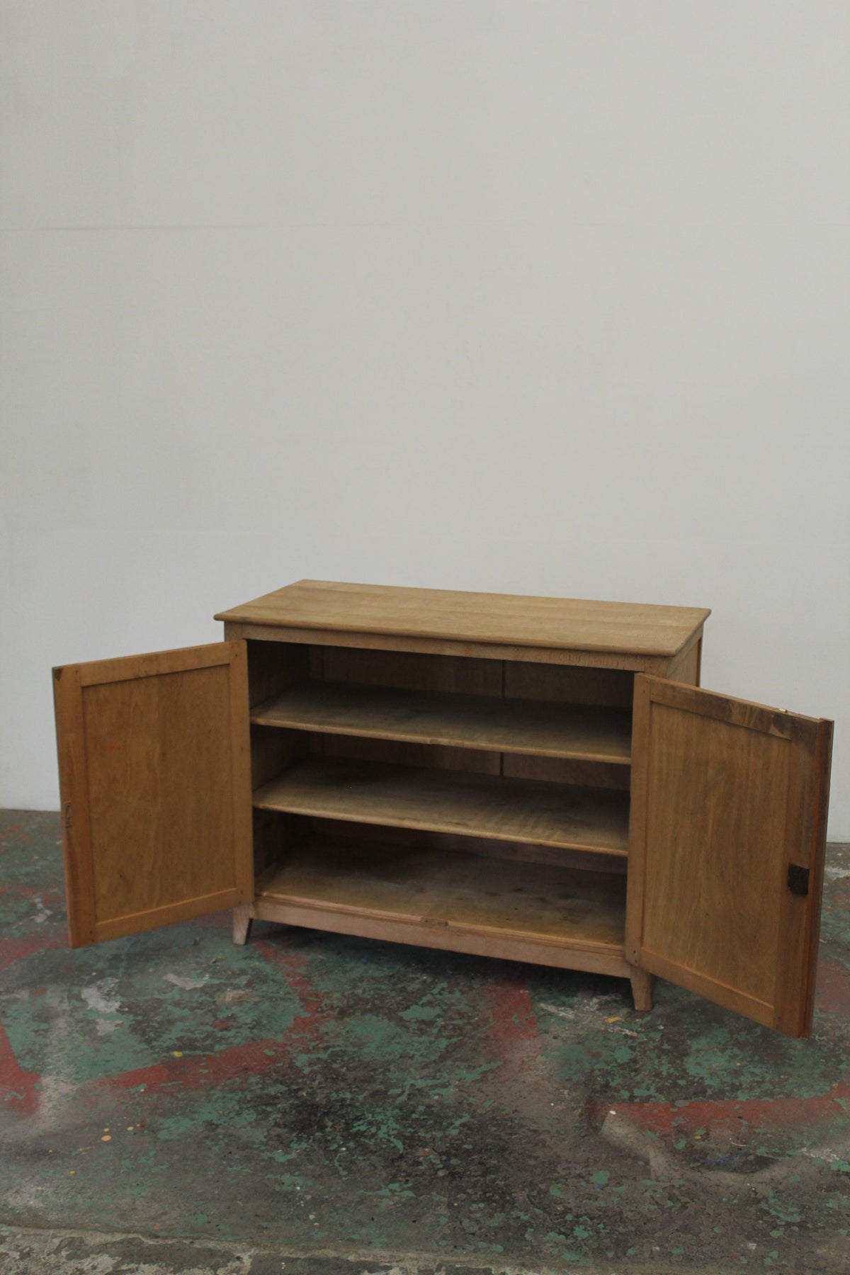 #1159 cabinet