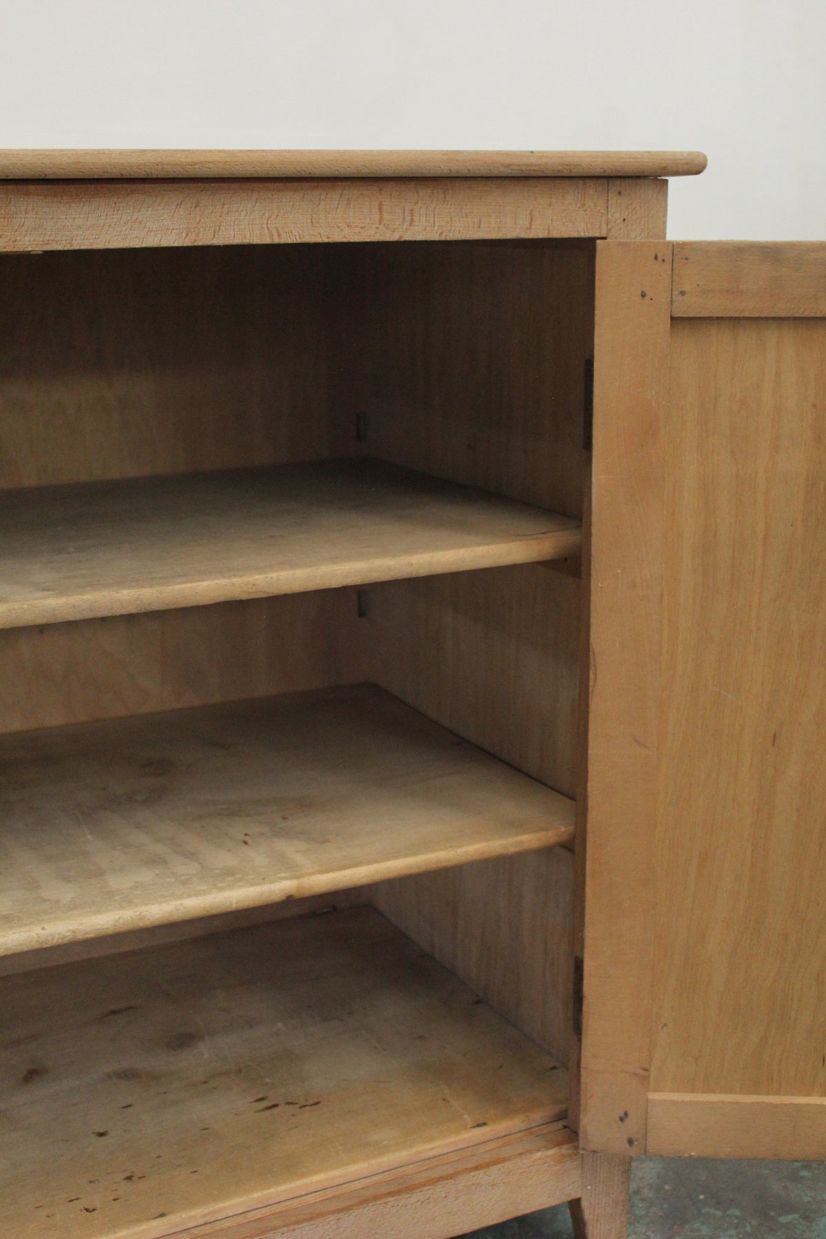 #1159 cabinet