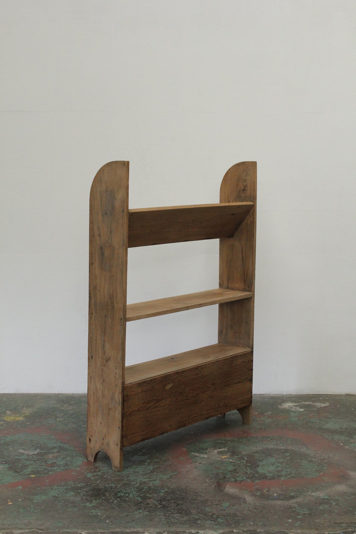 #1560 shelf