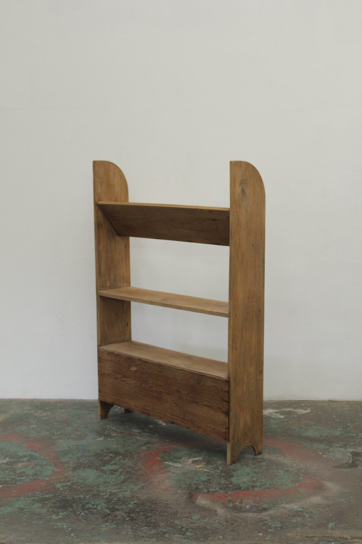 #1560 shelf
