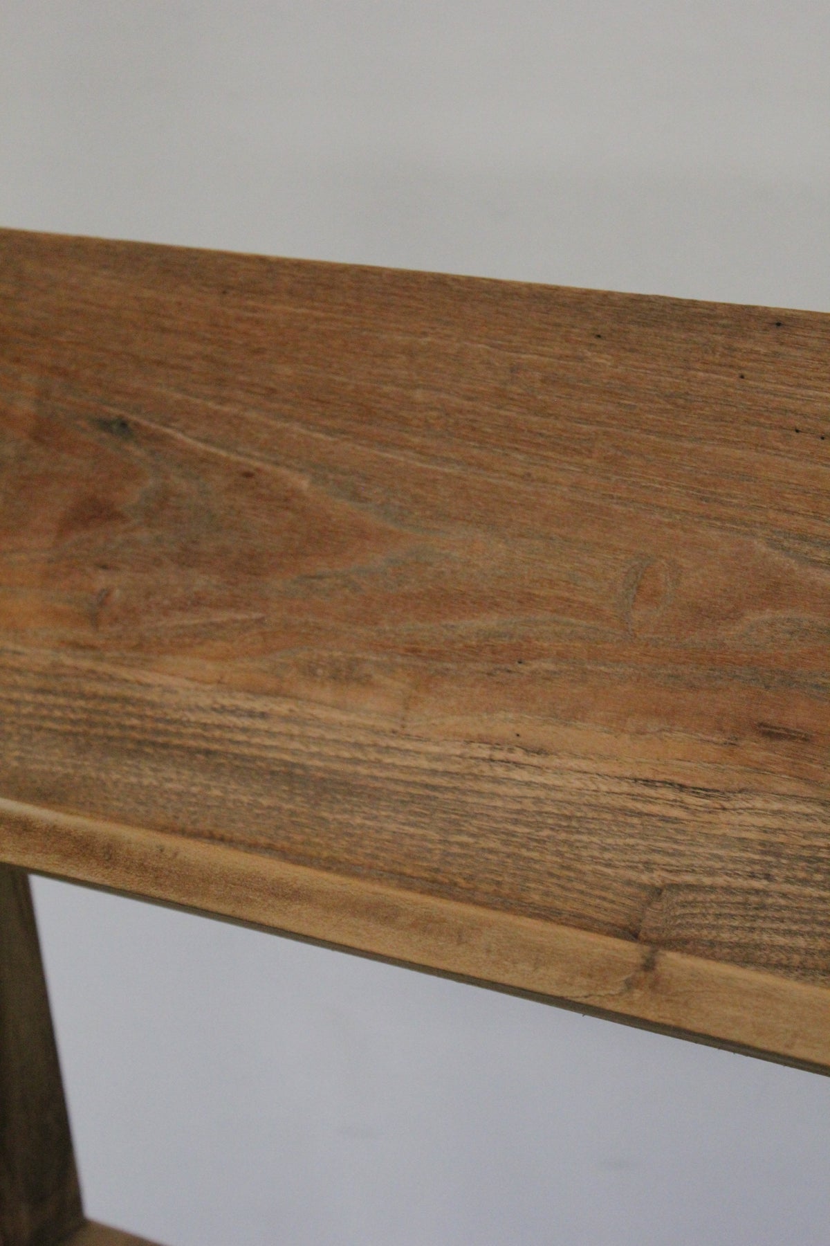 #1560 shelf