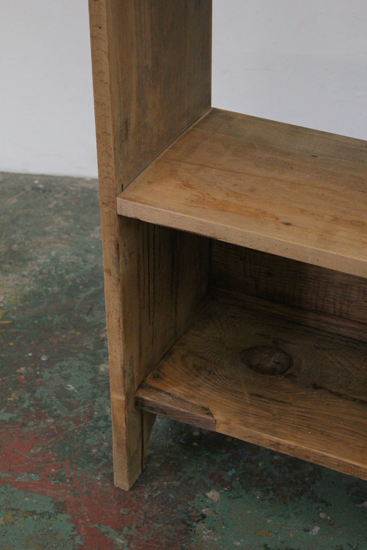 #1560 shelf