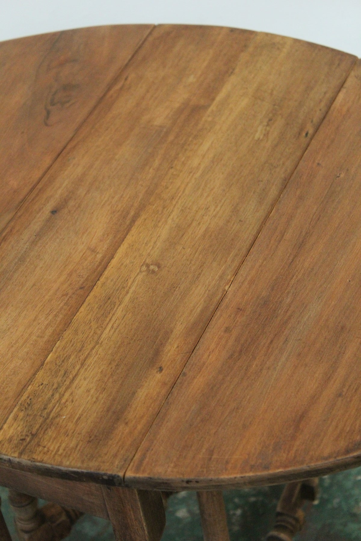 #0930 gateleg table