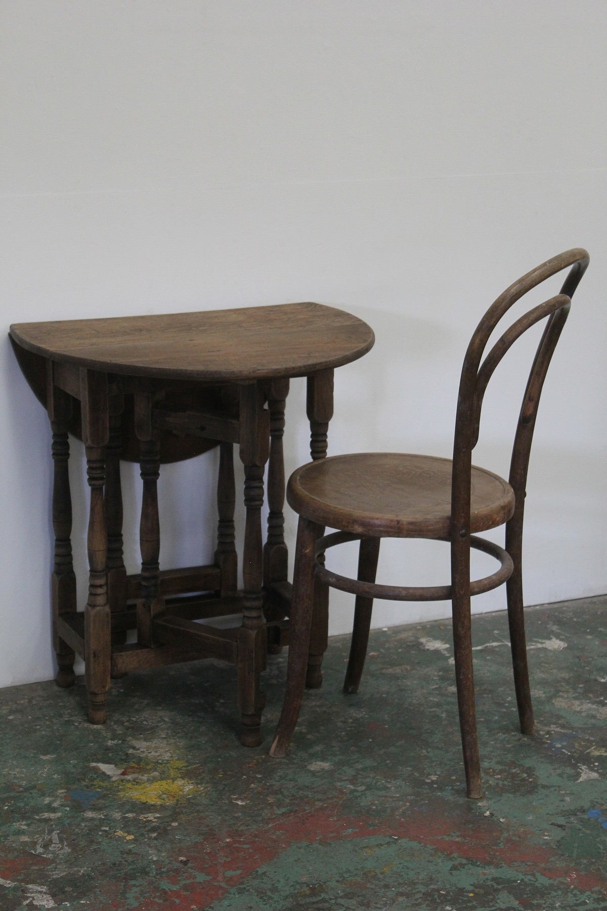 #0931 gateleg table