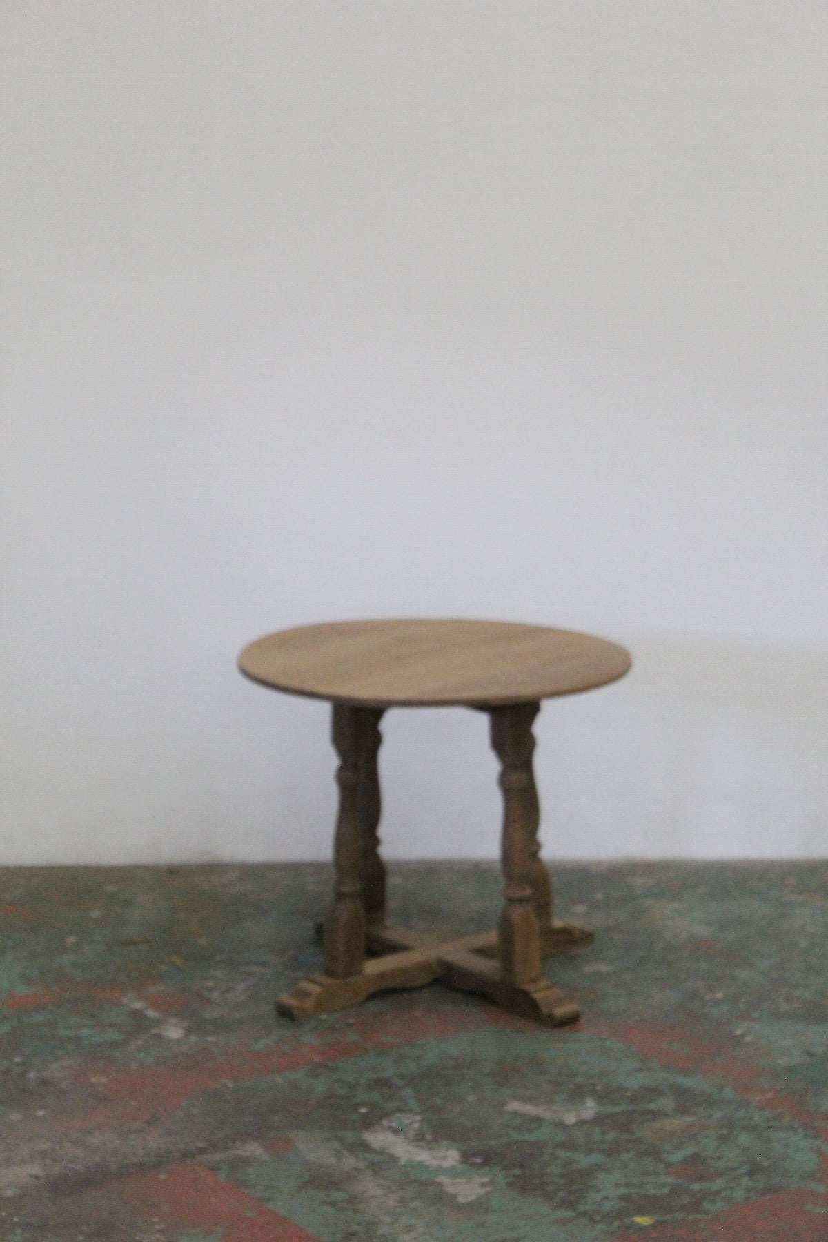 #0932 coffee table