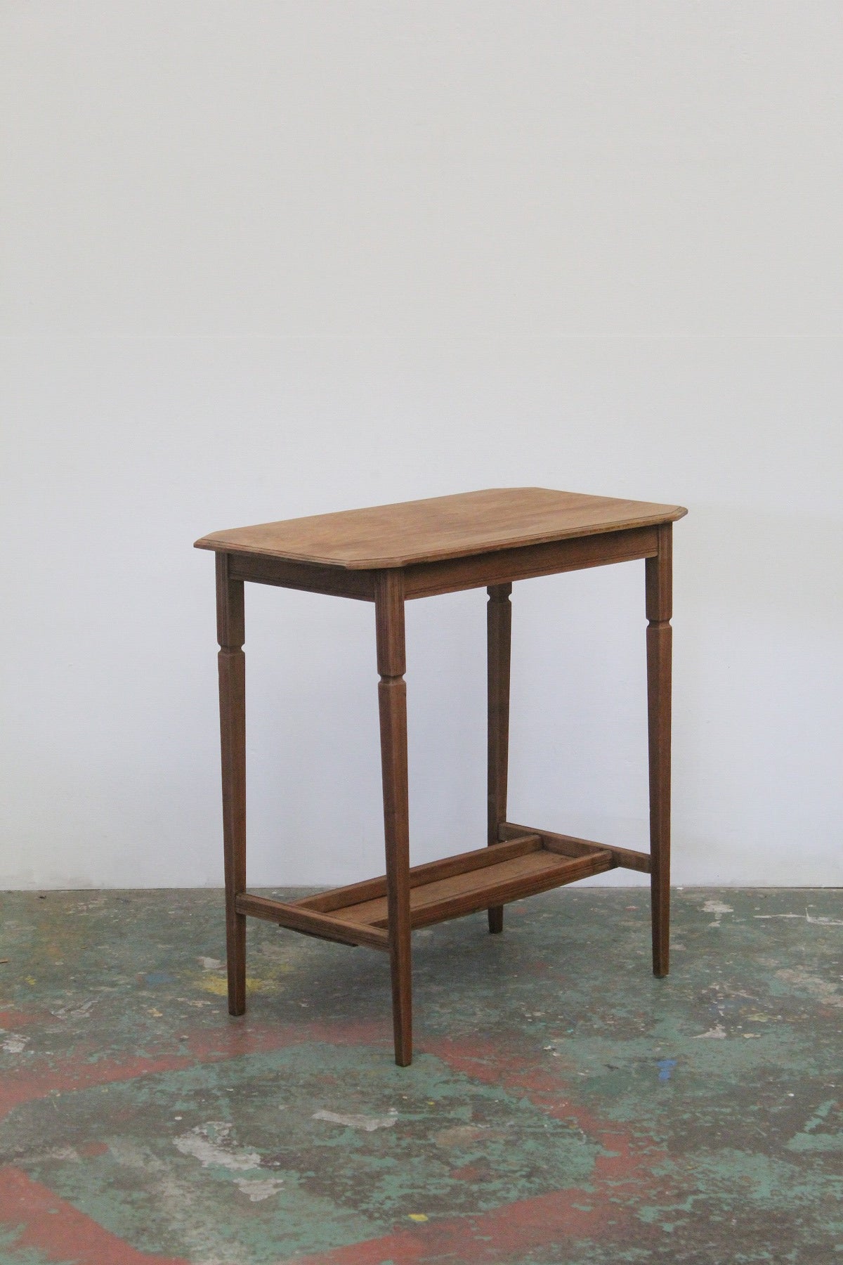 #0933 table
