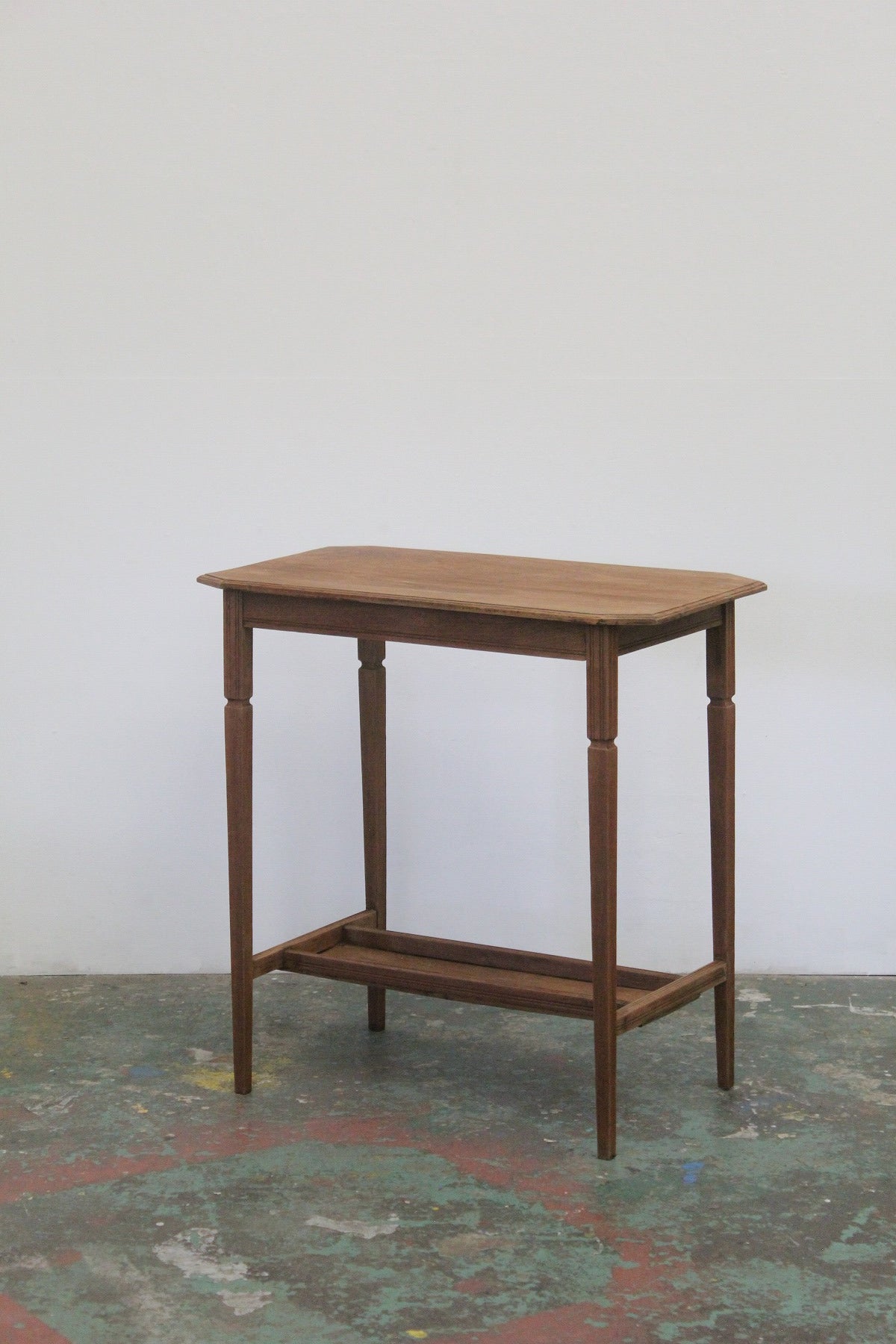 #0933 table