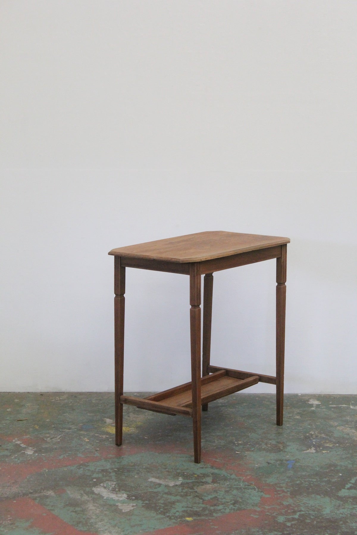 #0933 table
