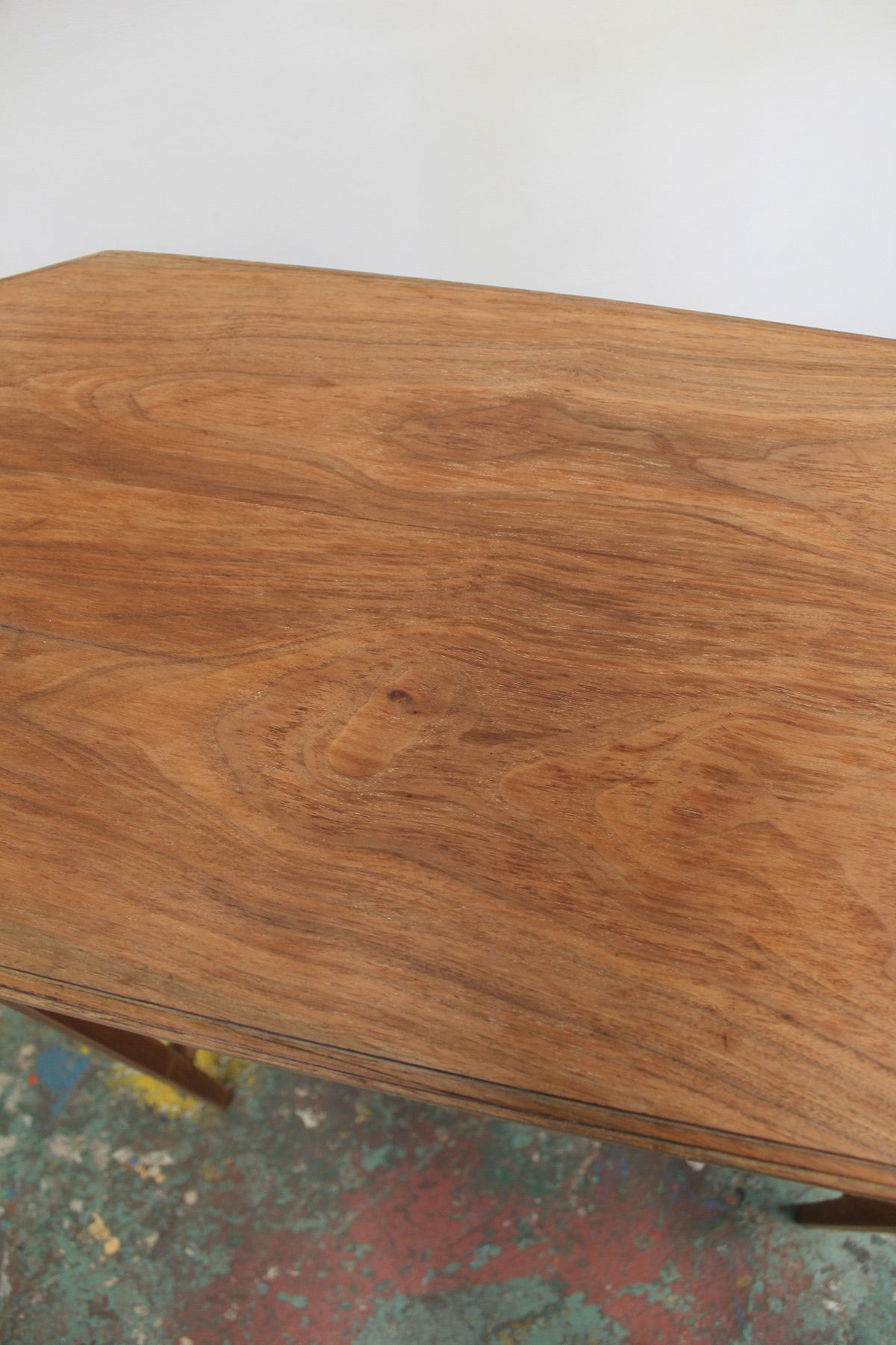 #0933 table