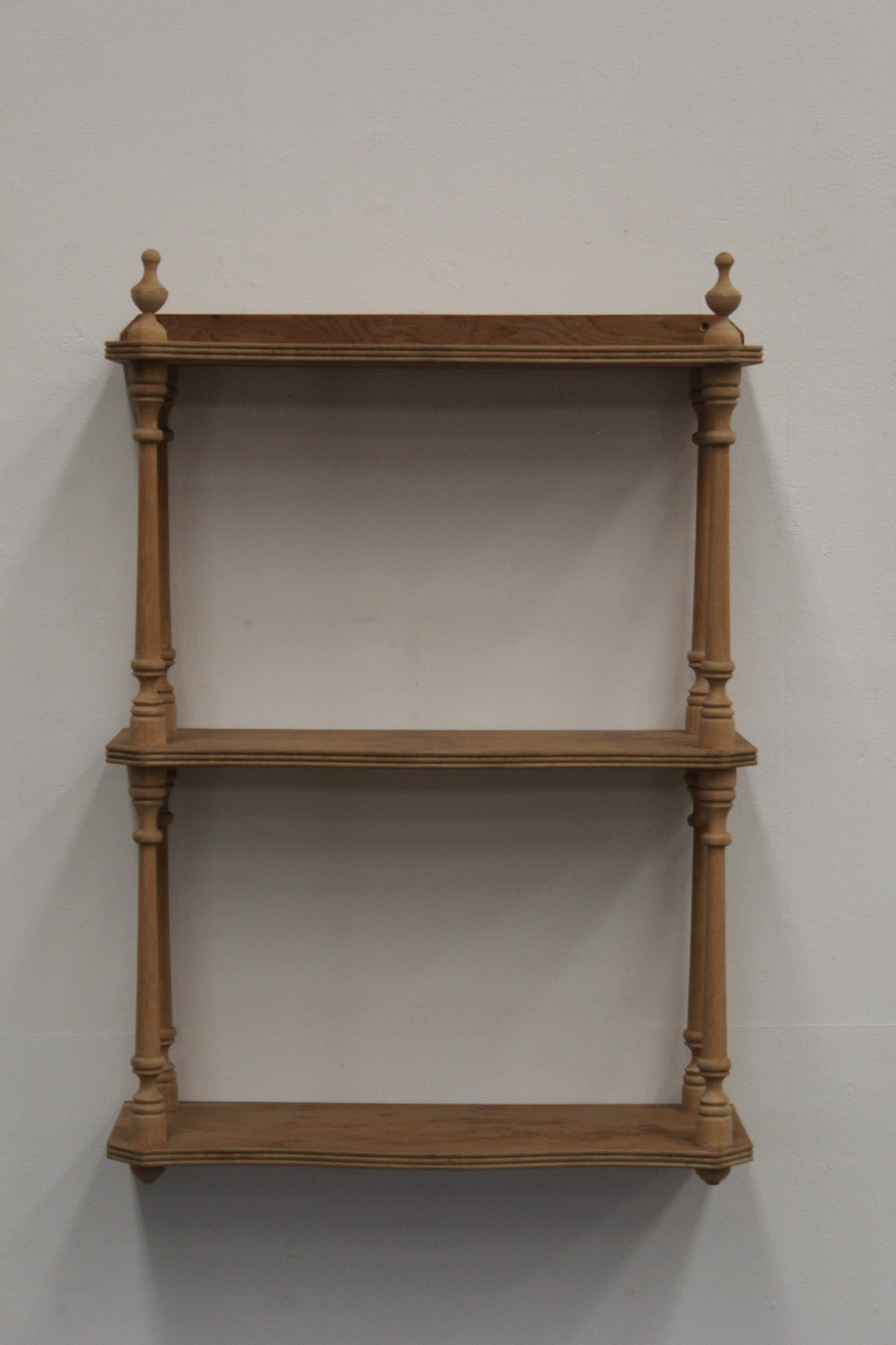 #0934 shelf