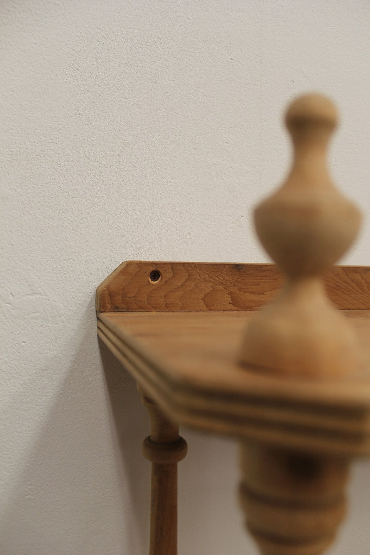 #0934 shelf