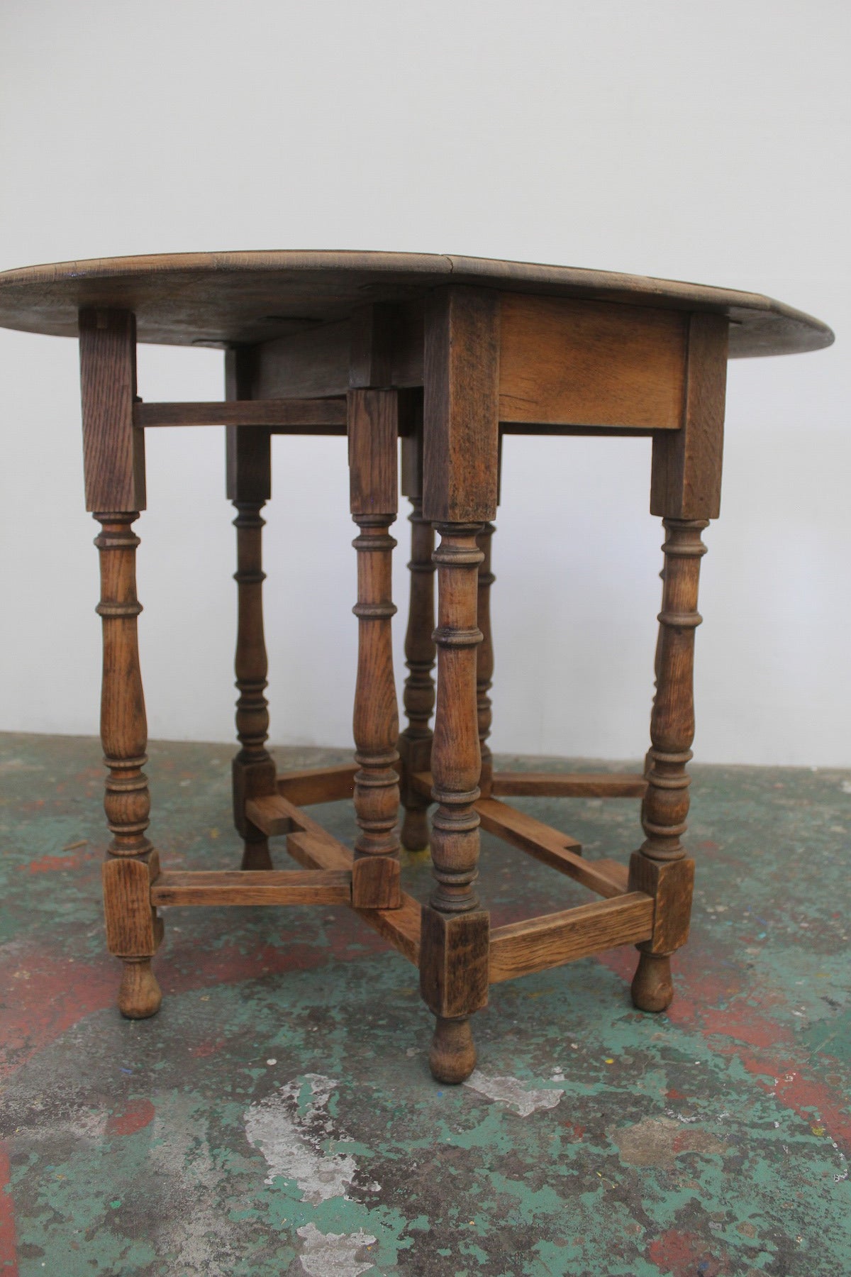 #0935 gateleg table