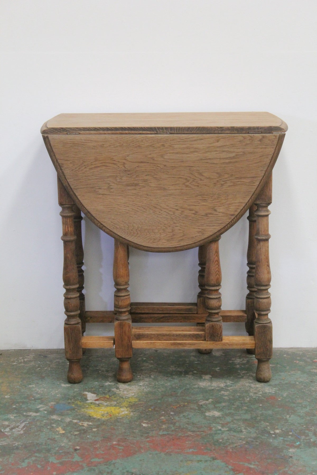 #0935 gateleg table