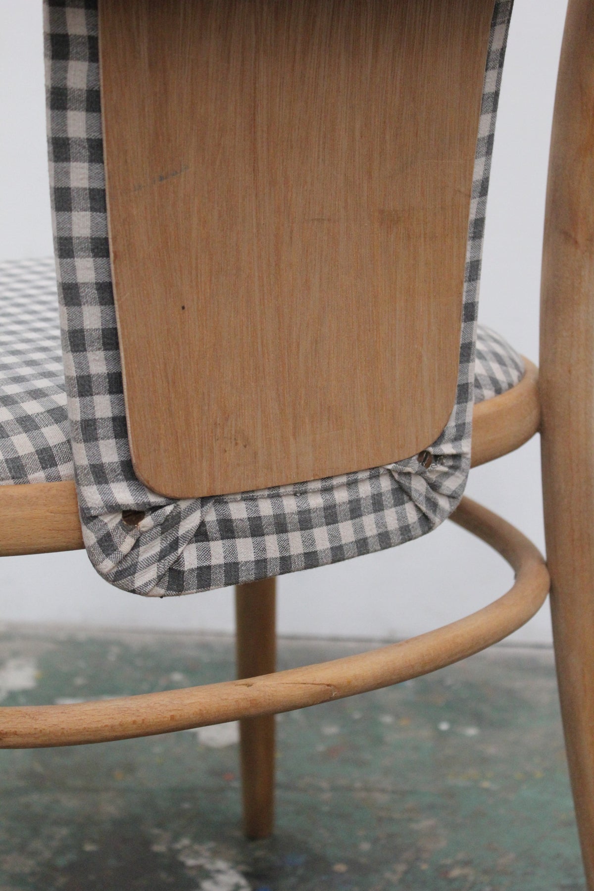 #1041 arm chair