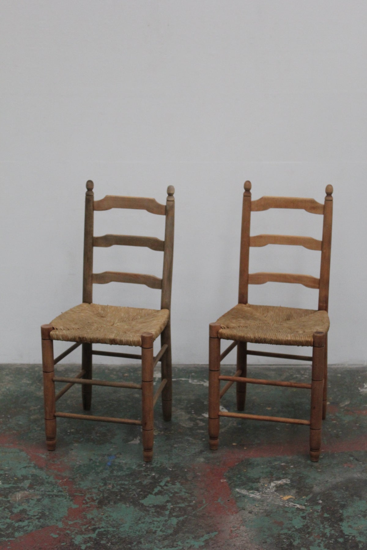 #1069 chair