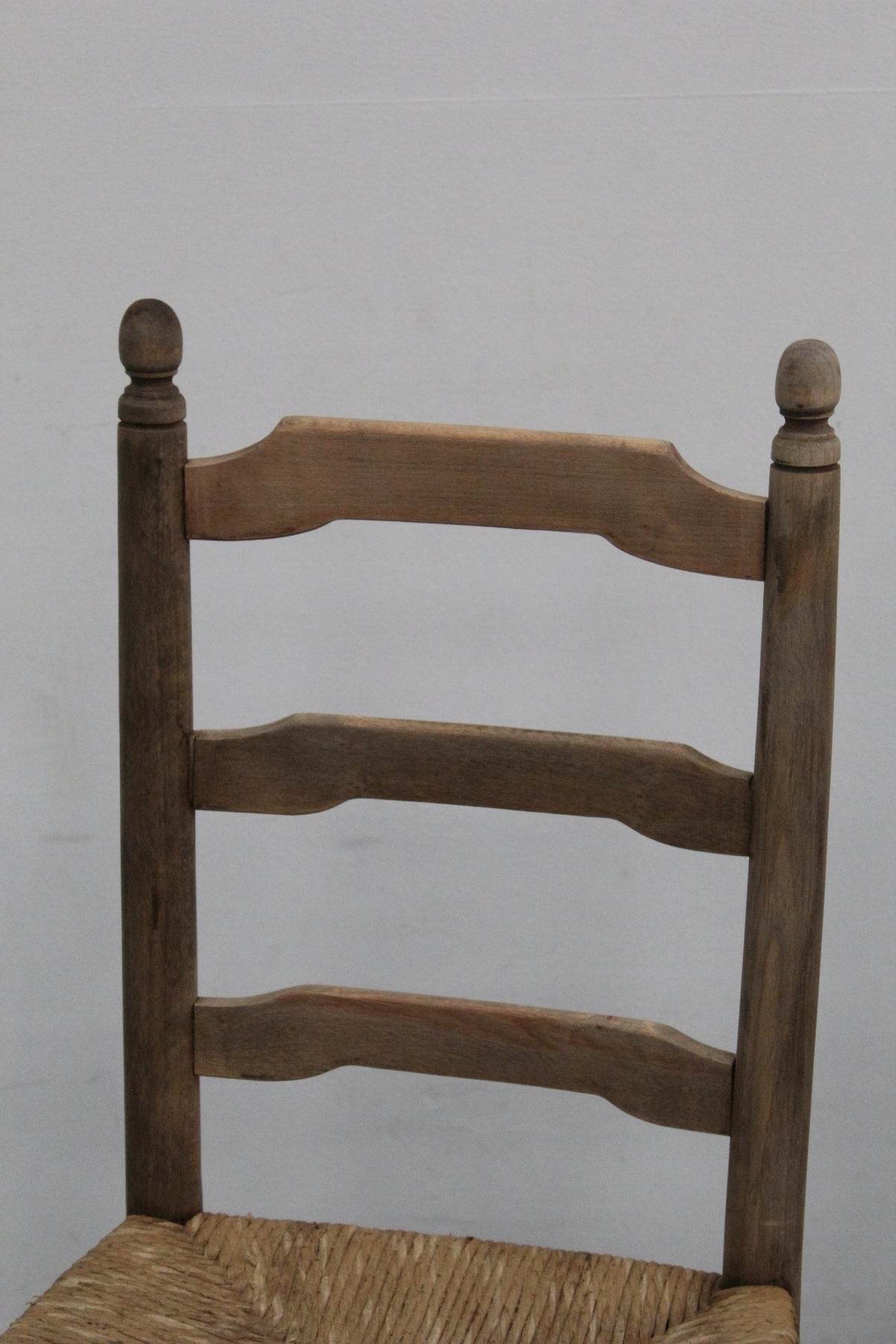 #1069 chair