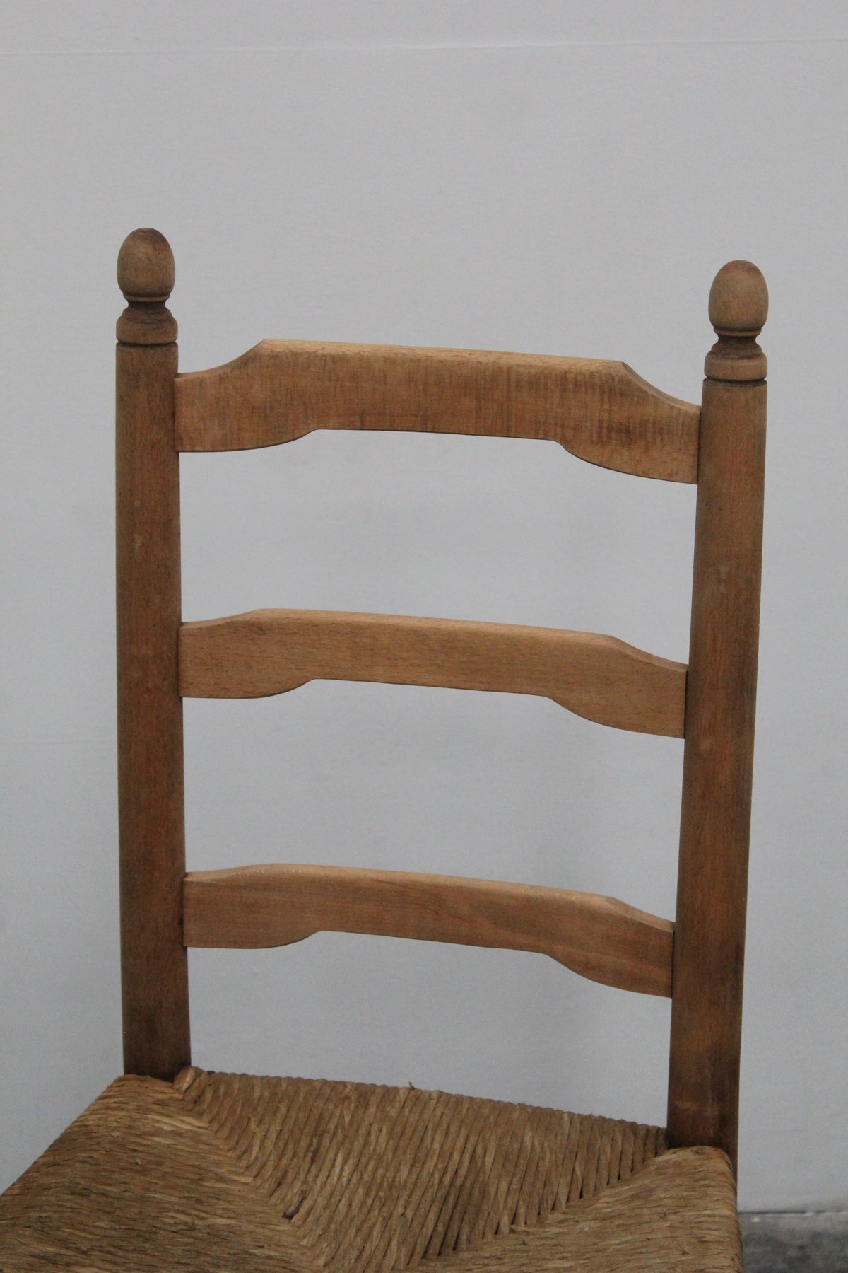 #1069 chair