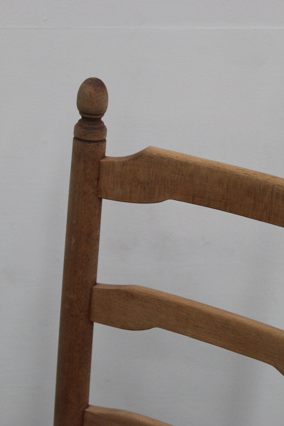 #1069 chair
