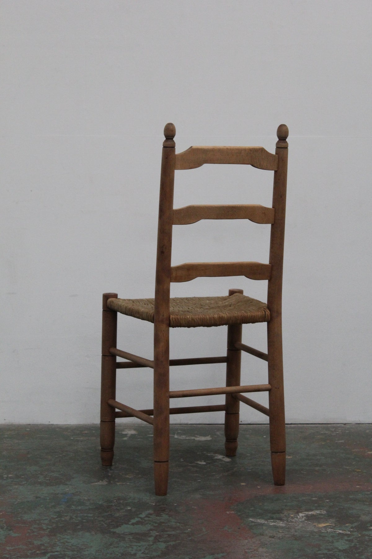 #1069 chair