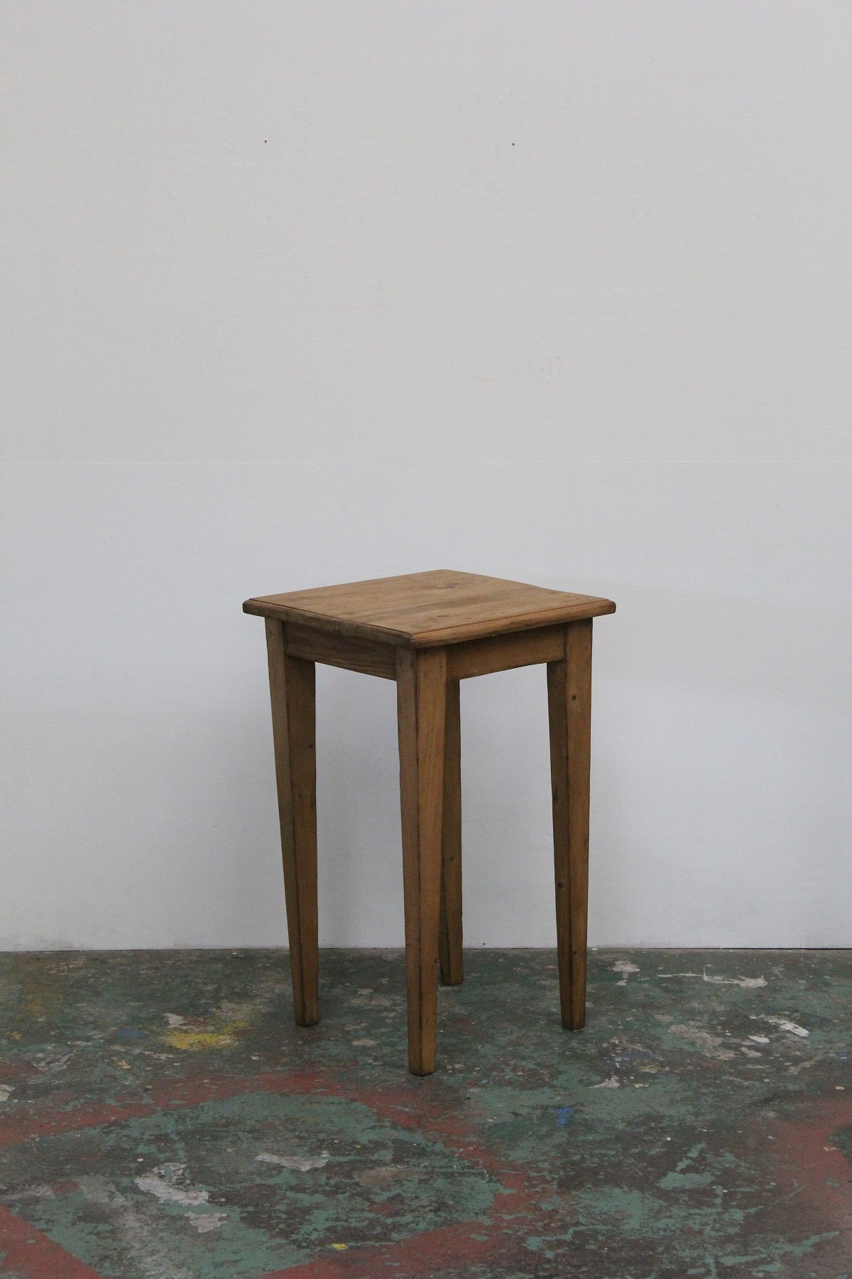 #0943 table