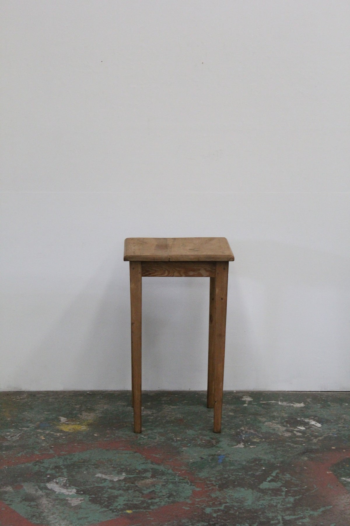 #0943 table
