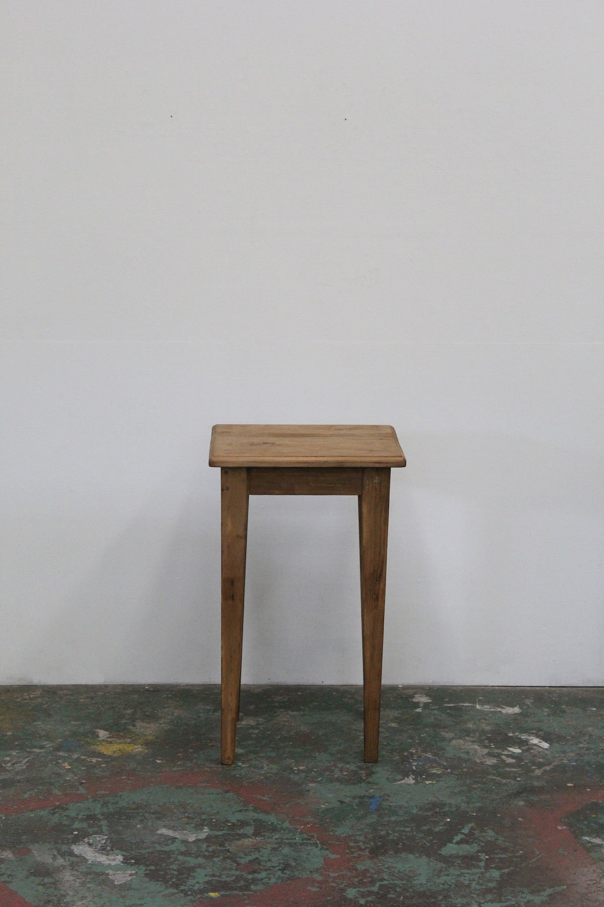 #0943 table