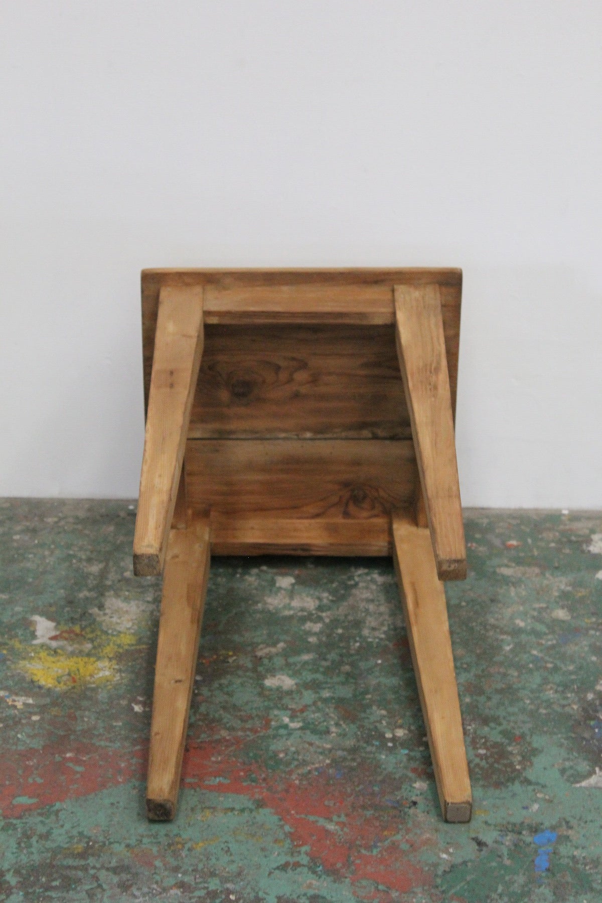 #0943 table