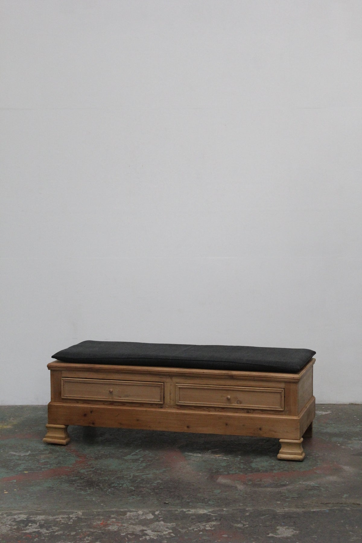 #1147 bench