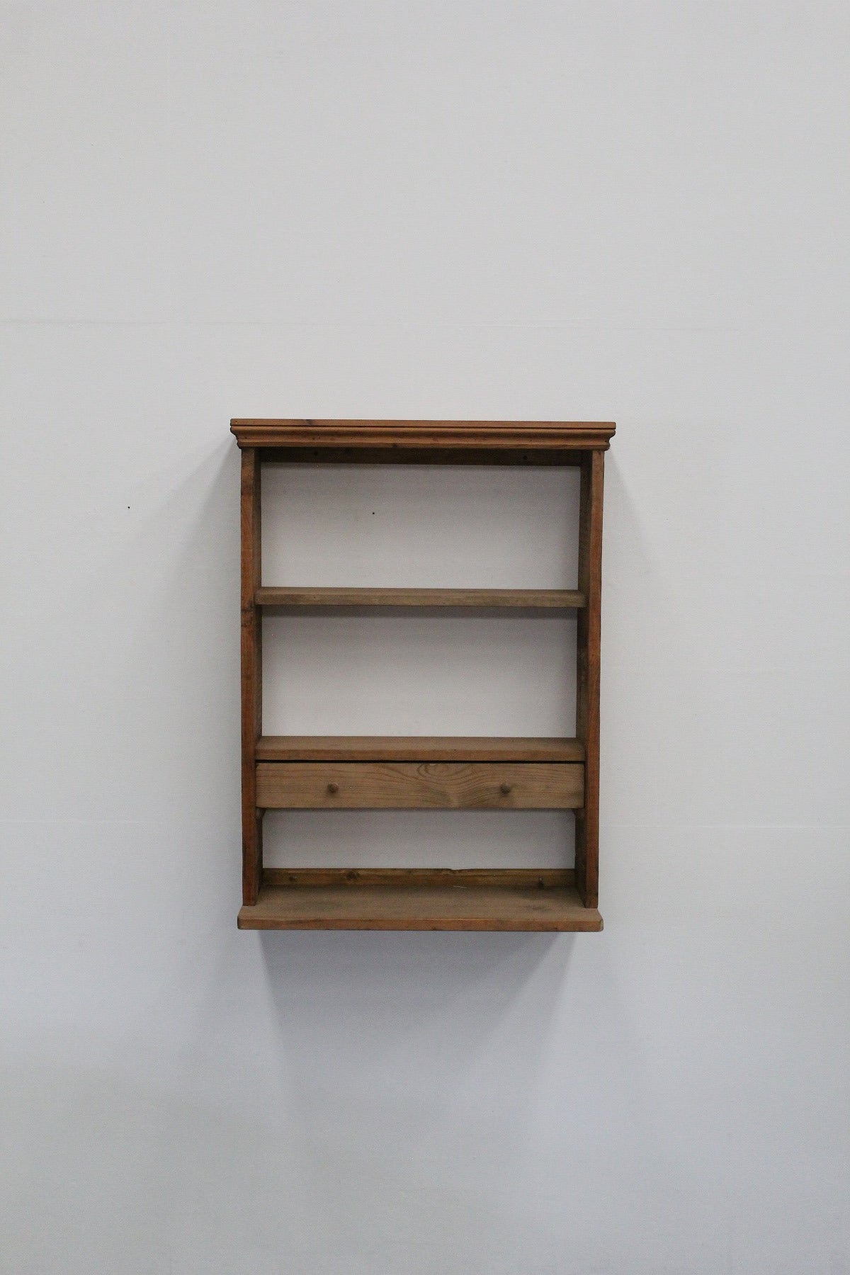 #0944 shelf