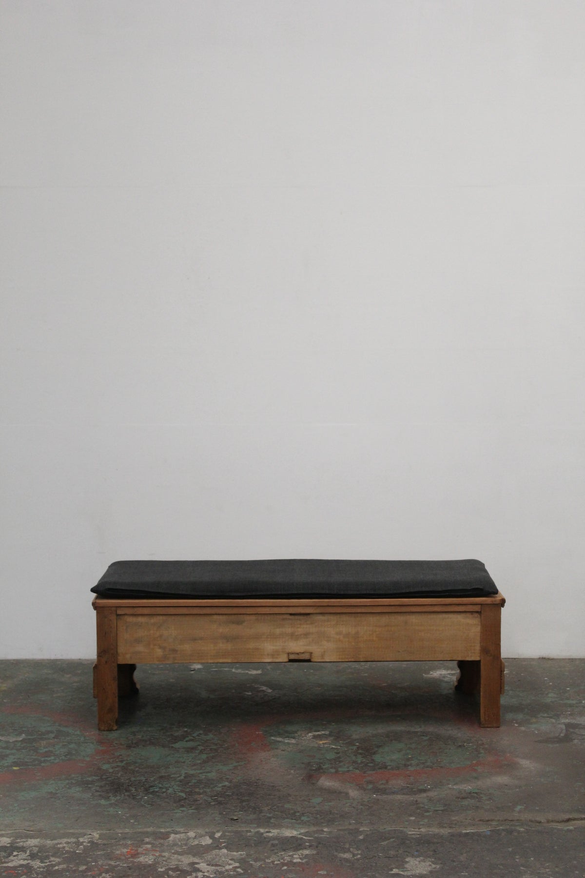 #1147 bench
