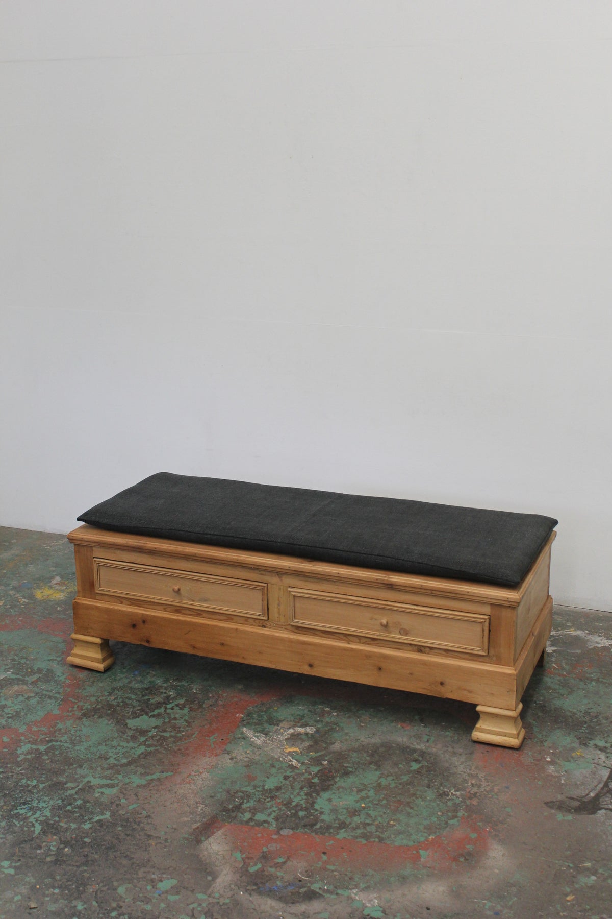 #1147 bench