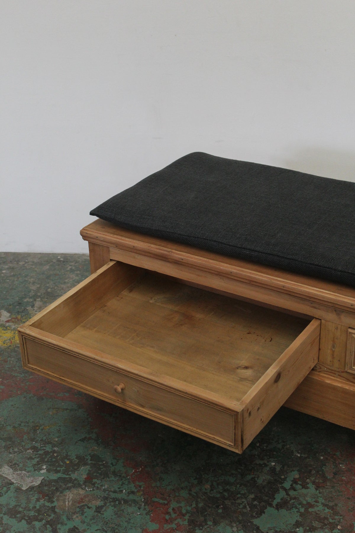 #1147 bench