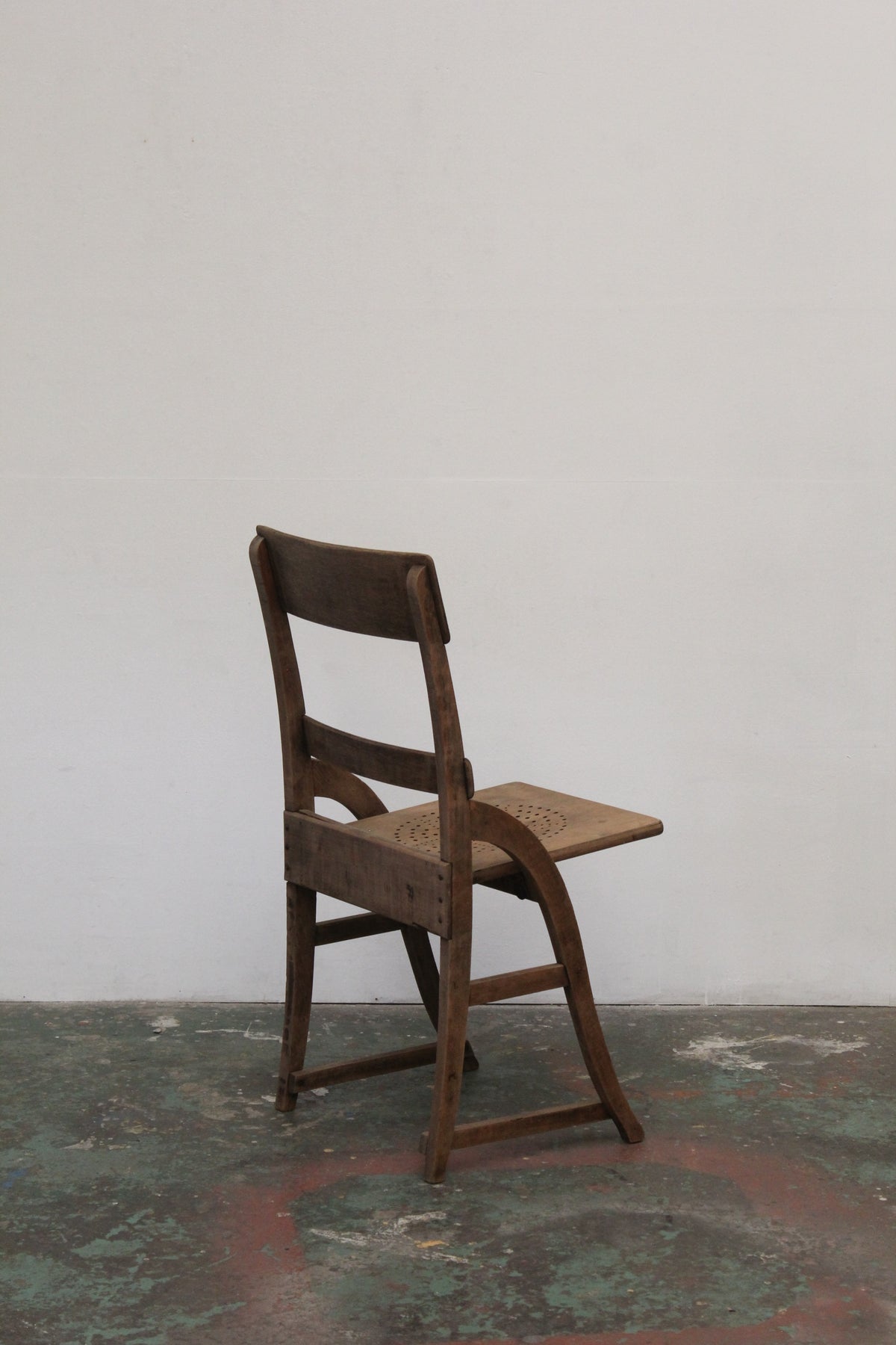 #1254 theater chair