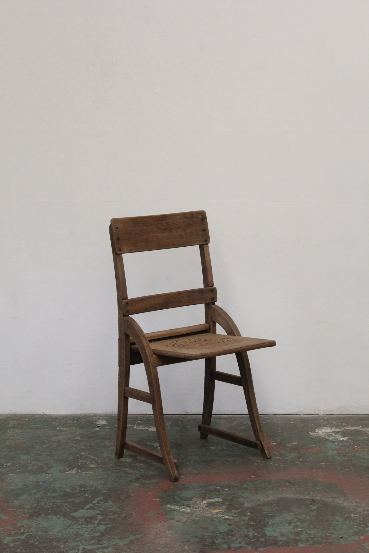 #1254 theater chair