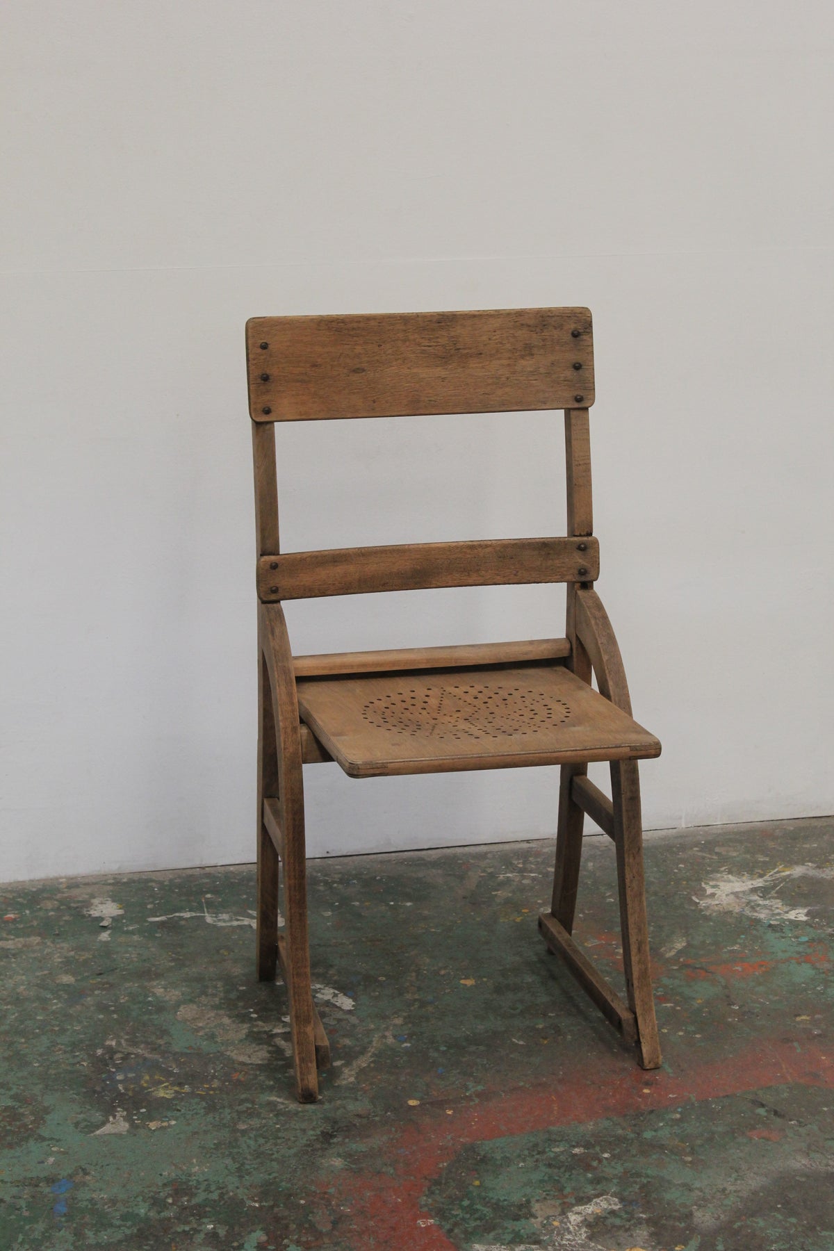 #1254 theater chair