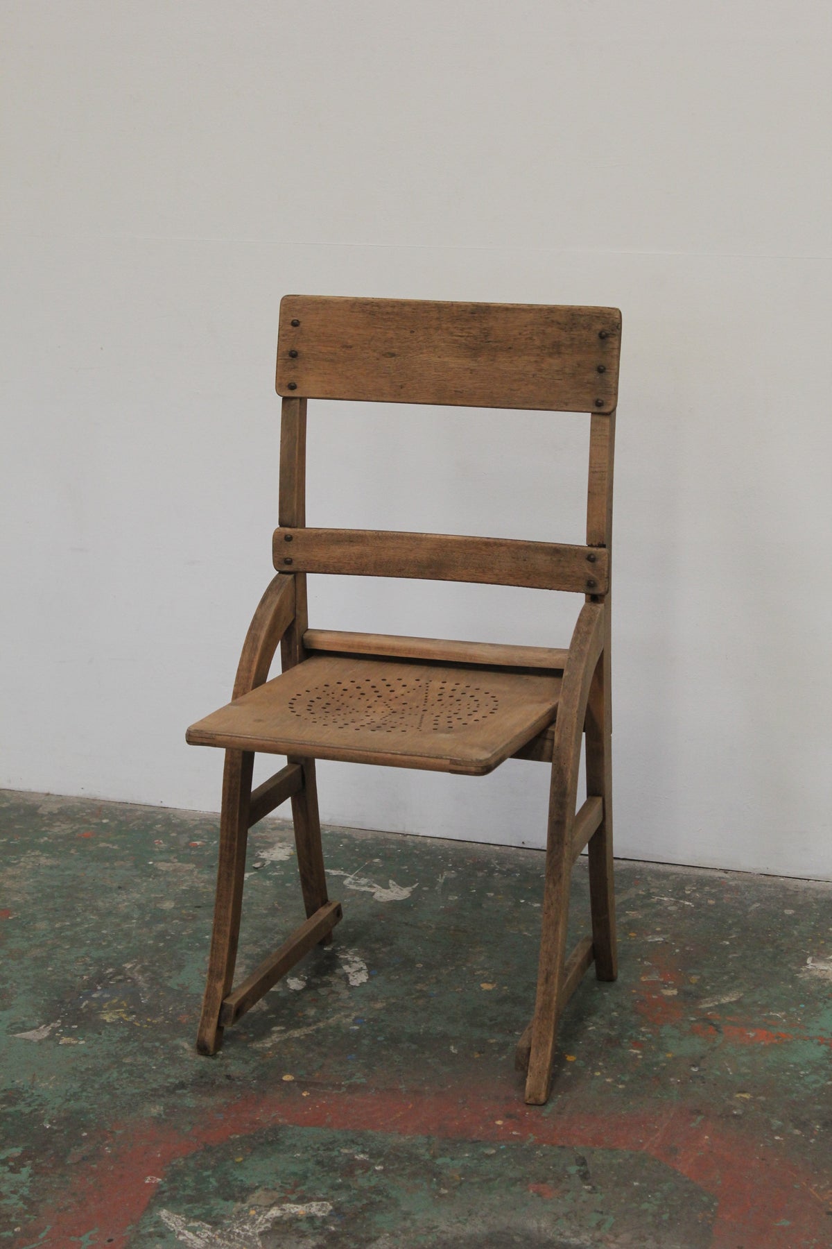 #1254 theater chair