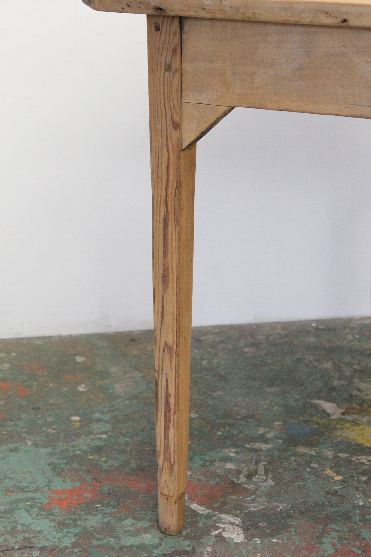 #0951 table
