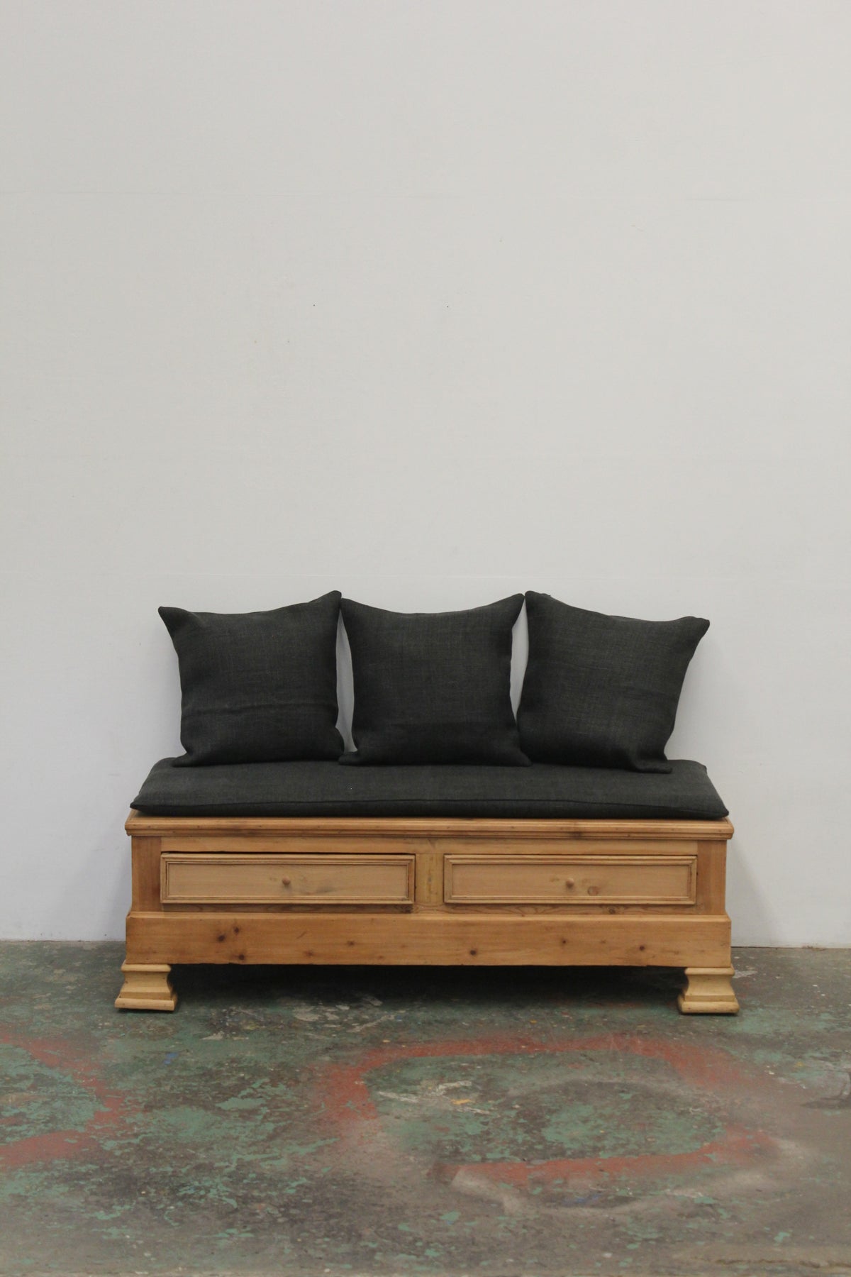 #1147 bench