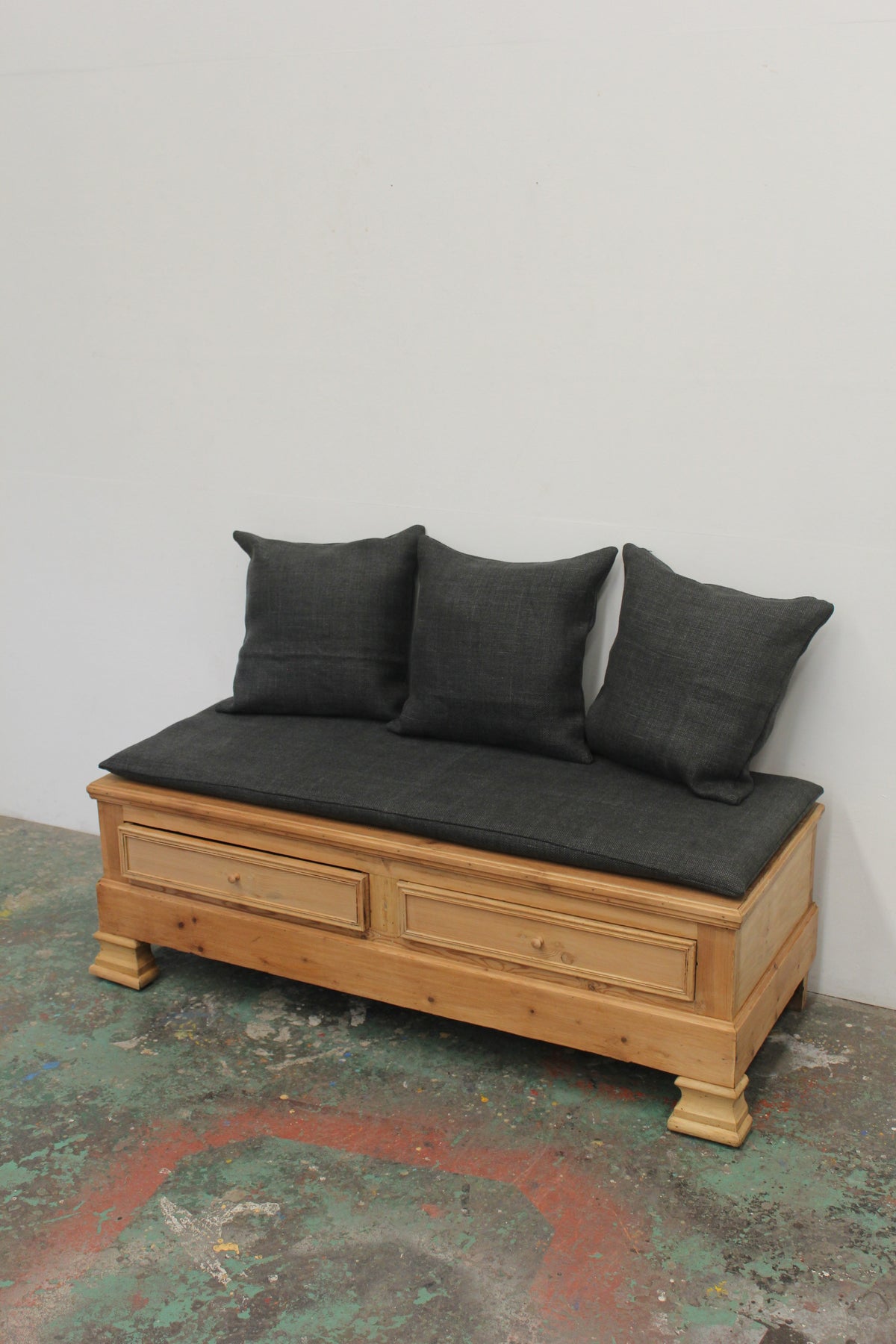 #1147 bench