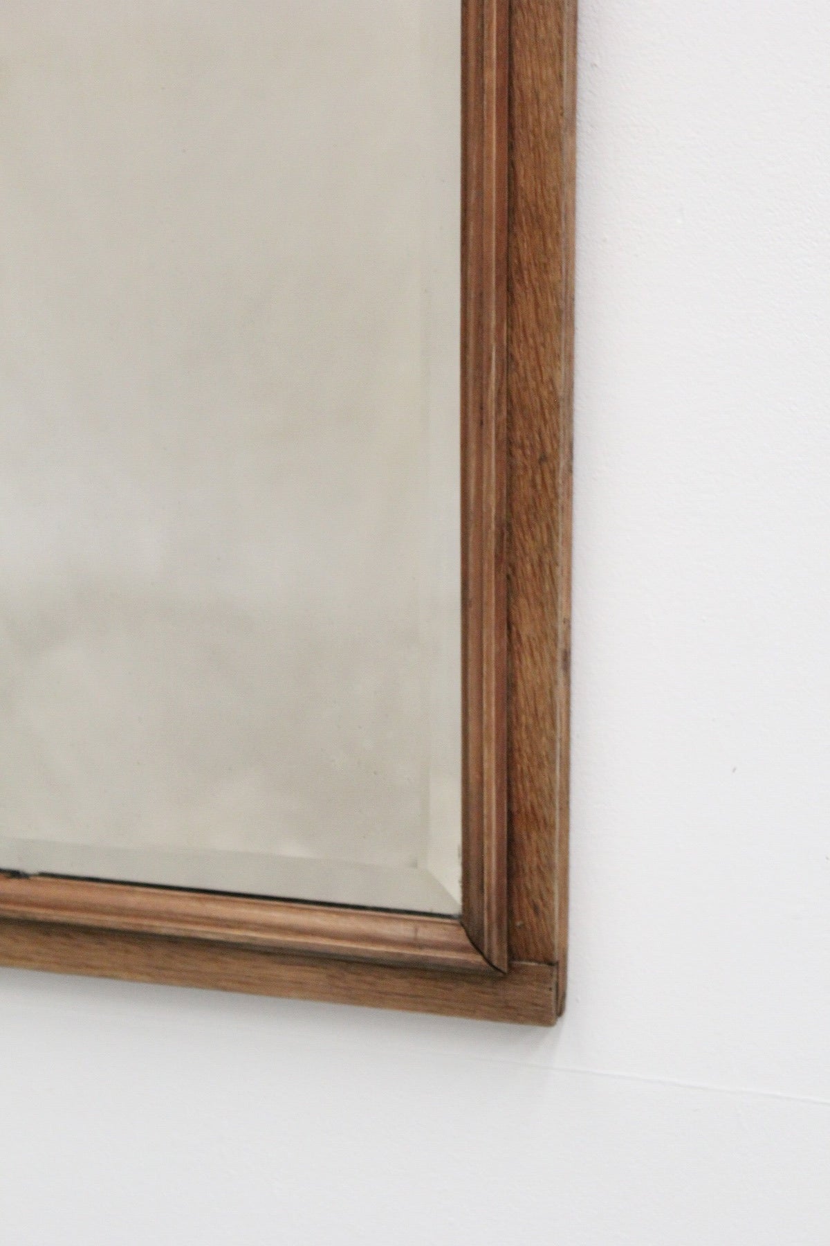 #0953 mirror