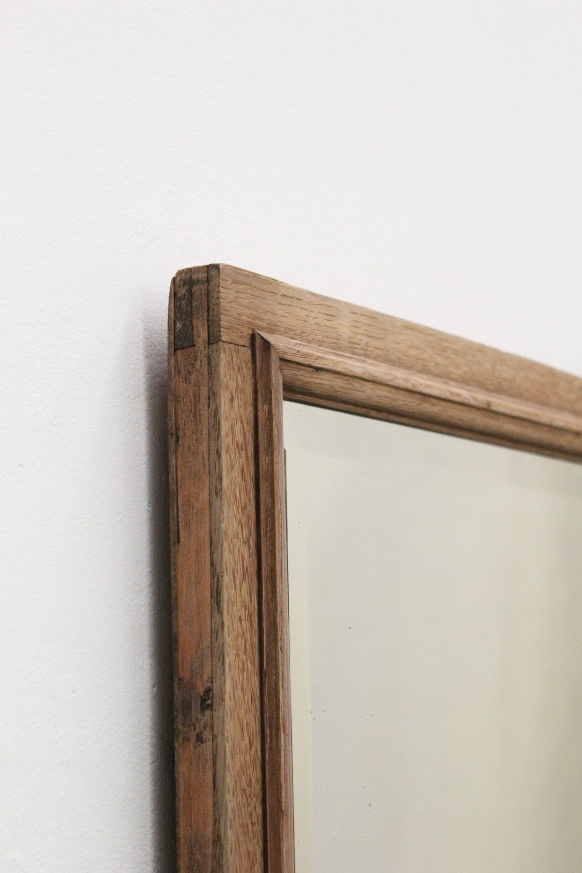 #0953 mirror